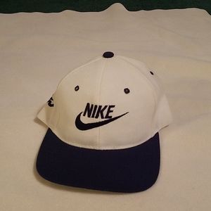 Nike baseball cap one-size-fits-all
